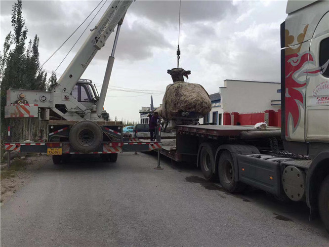 布尔津县狭窄场地（如小区、车间）适合用哪种吊车？