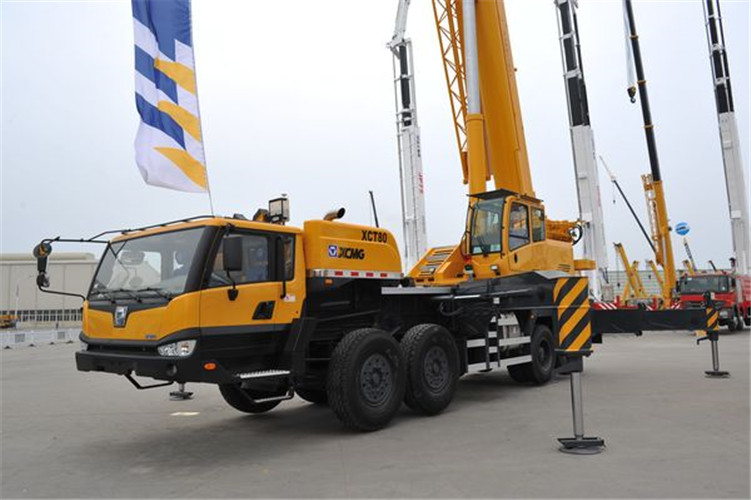 布尔津县预约吊车后，多久能上门服务？24 小时应急响应吗？